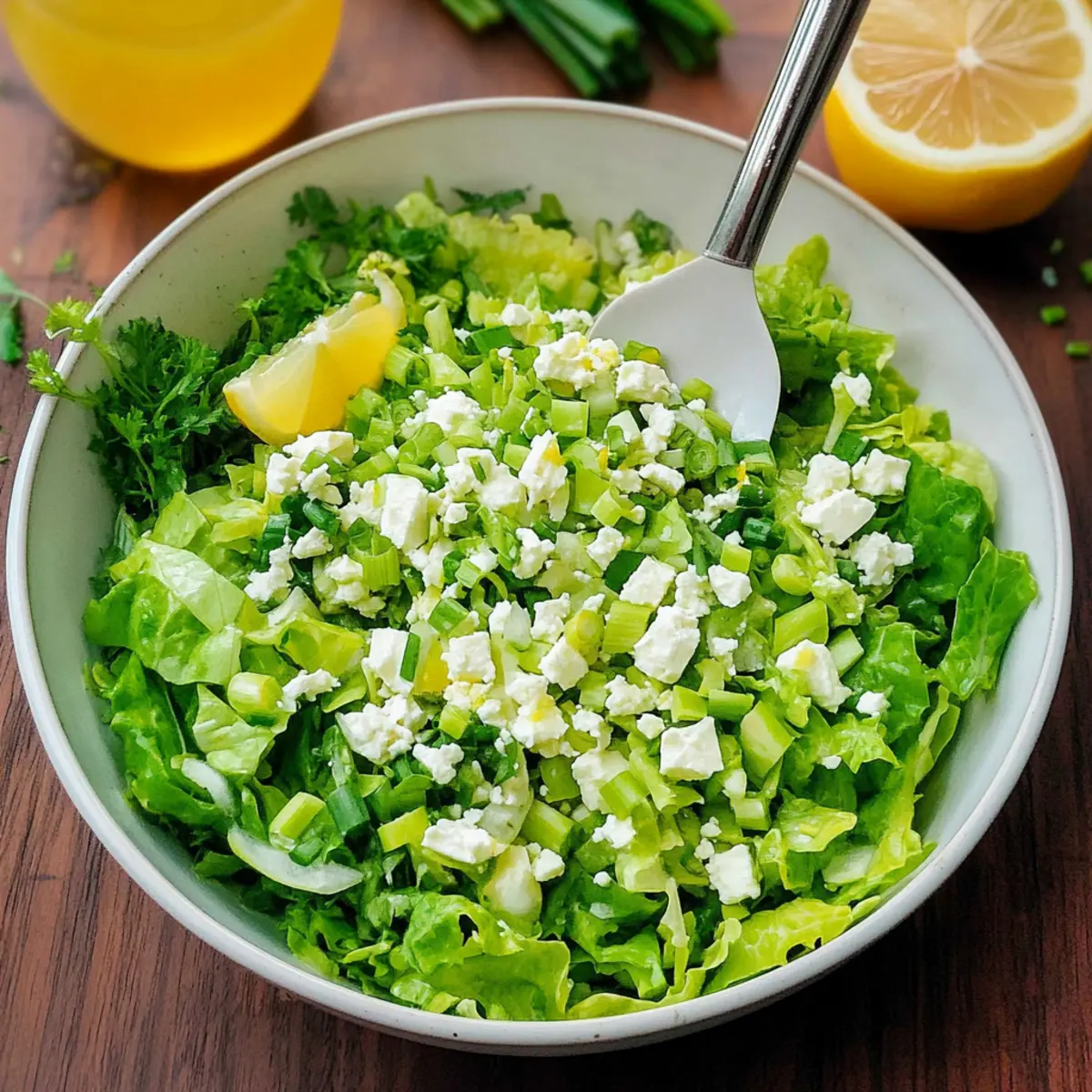 Refreshing Maroulosalata: A Zesty Greek Lettuce Salad Delight